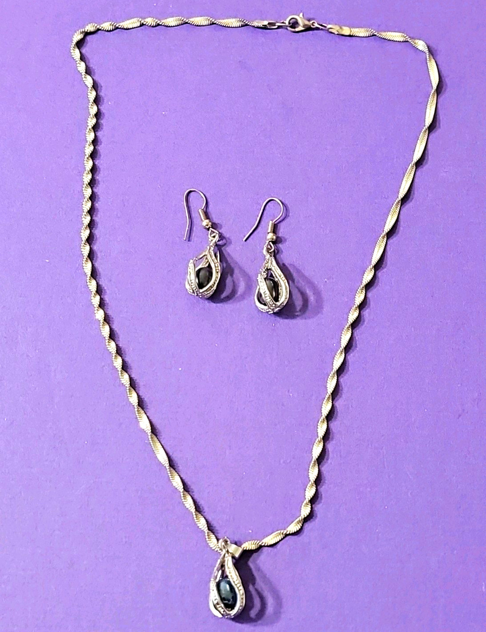 Silver Tone Black Round Stone Pendant Necklace & Dangle Earrings Jewelry Set